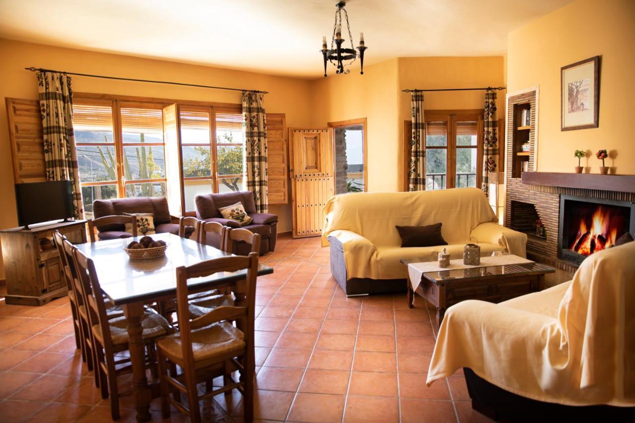 Cortijo Puerta Casas Rurales ออร์กิวา ภายนอก รูปภาพ